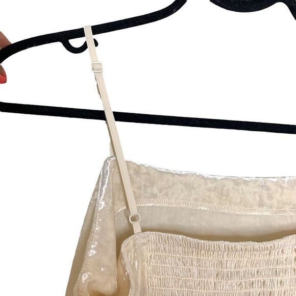 AMERICAN Eagle Velvet Cami - Picture 7 of 11